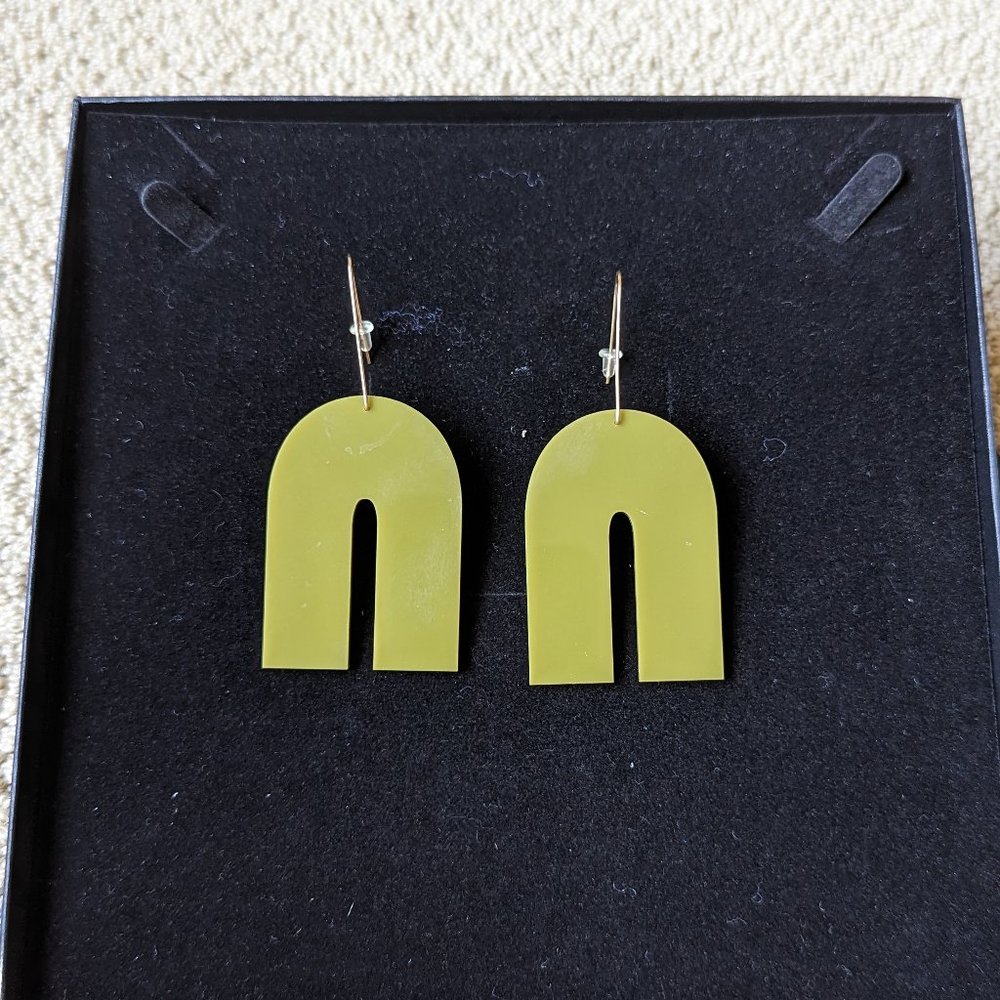 DELUSIONS OF GRANDEUR U-KNOCKER EARRINGS in Olive